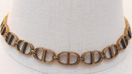 
				Dior - Jewelry
				takı